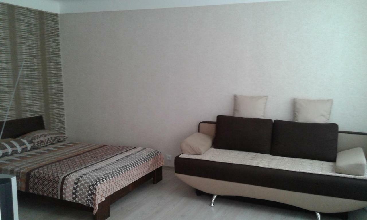 1 Ком. Кв Студио В Центре Запорожья Zaporizhia Extérieur photo